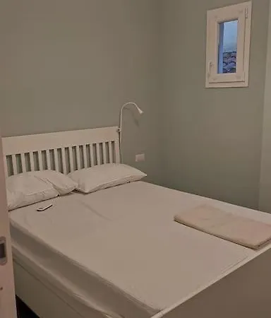 109c Mezzocannone Cozy Centro Storico דירה נאפולי